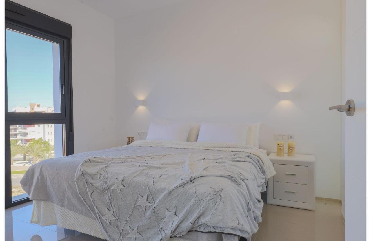 Ferienwohnung MyFlats Luxury Beach Avenue Arenales del Sol Exterior foto